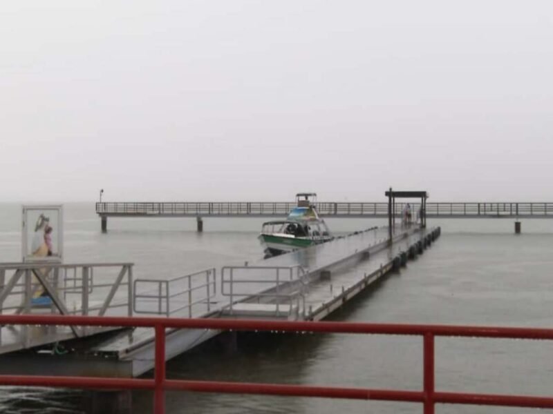 Necoclí afectado por mal tiempo: caen 70% viajes en lancha