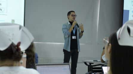 ¡Póngase las pilas! Salud sin rayes para la comunidad LGBTIQ+ en Medallo