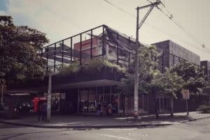 ¡Qué falla! De los pupitres a la tragedia por un lío entre muchachos